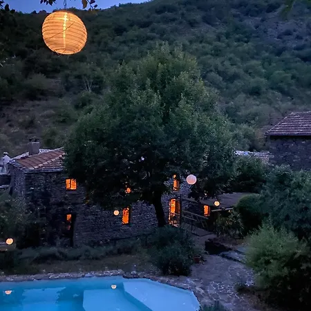 De Charme Dans Un Ancien Mas Cevenol Piscine Et Jacuzzi