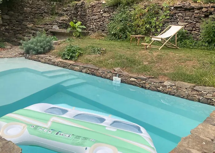De Charme Dans Un Ancien Mas Cévenol Piscine Et Jacuzzi Hébergement de vacances *